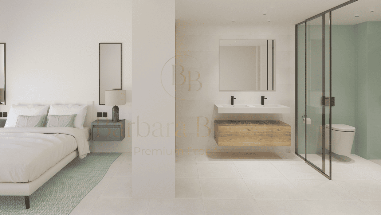 11 MASTER BED AND ENSUITE