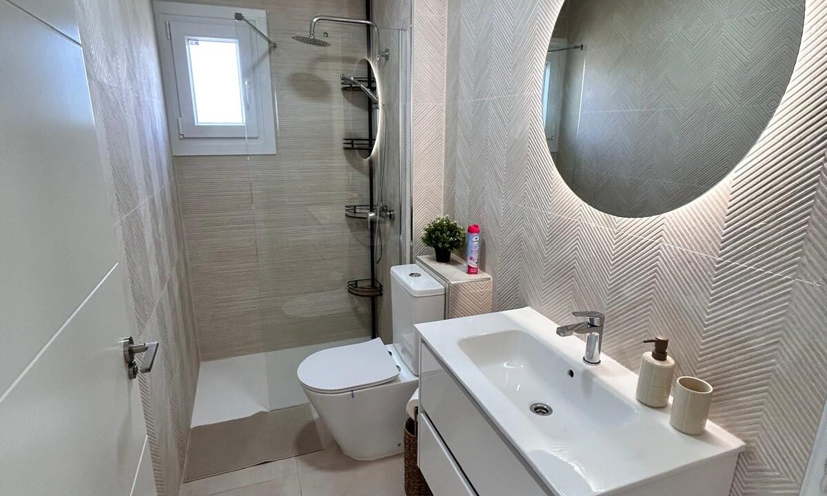 58c2f761-78ea-4c19-b294-db848519d128