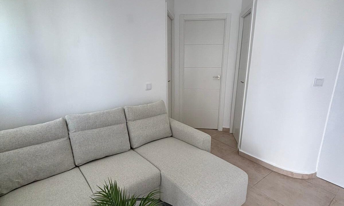 d5147522-103b-432e-b881-80c003ee5614